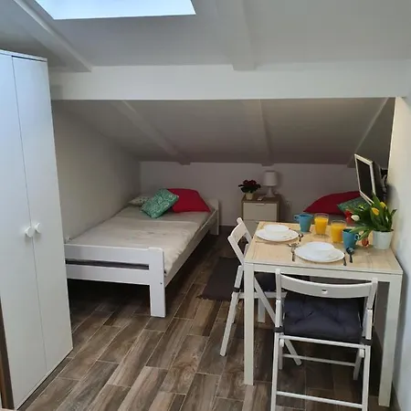 Na Poddaszu Czwarte Pietro *