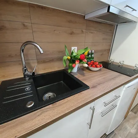 Na Poddaszu Czwarte Pietro 乌斯特卡