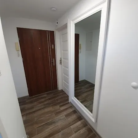 Na Poddaszu Czwarte Pietro 乌斯特卡