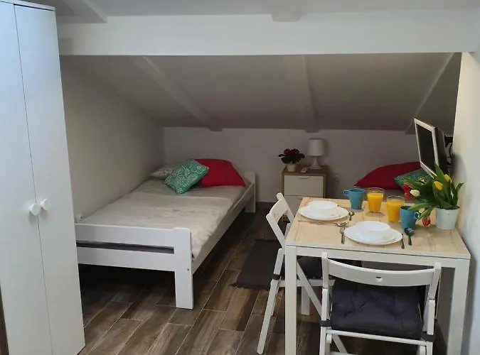 Na Poddaszu Czwarte Pietro *